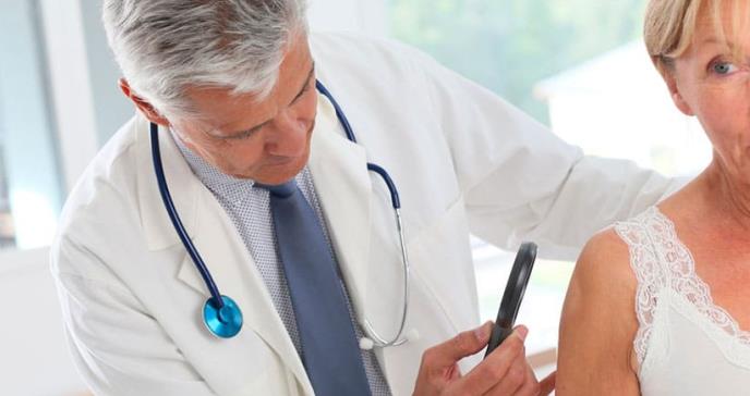Cinco aspectos que el paciente con psoriasis debe consultar con su dermatólogo