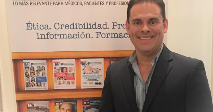 Dr. Efraín Carrasquillo asume la presidencia de la Asociación de Reumatólogos de Puerto Rico