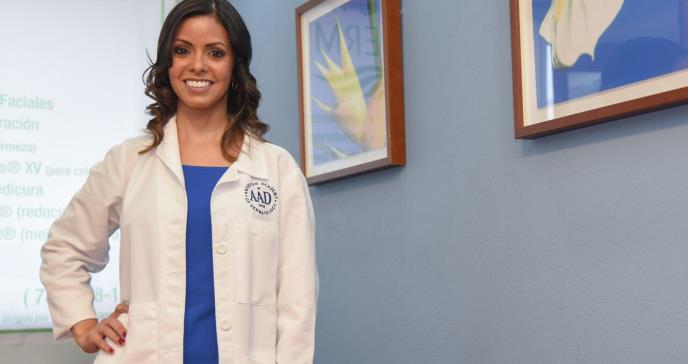 Dra. Eneida De La Torre cumple su misión al frente de la Sociedad Dermatológica