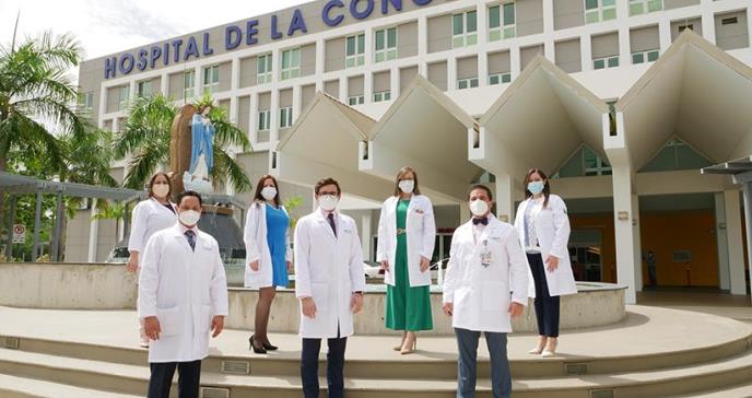 Hospital de la Concepción gradúa médicos internistas