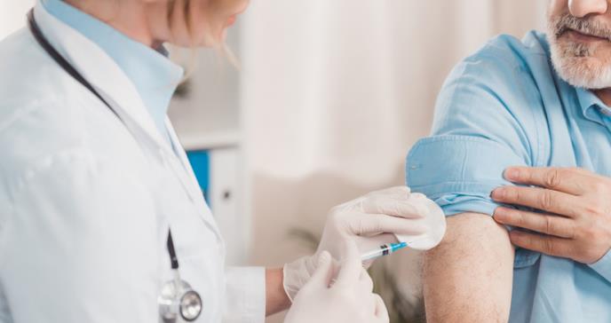 Autoridades Sanitarias británicas consideran que las personas alérgicas deben evitar vacunarse contra el COVID-19