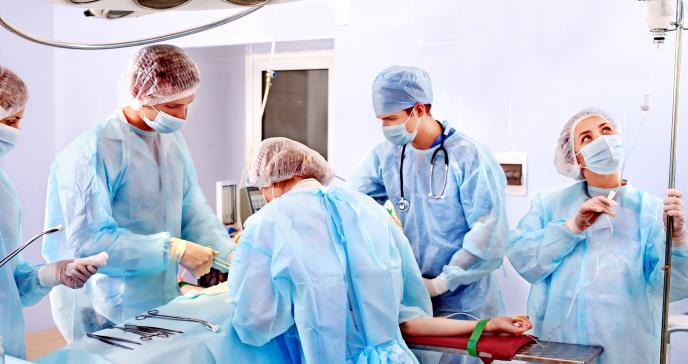 Técnica  quirúrgica usada en trasplantes disminuye trasfusiones de sangre