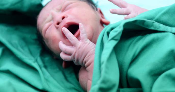 Una mujer da a luz a su bebé gracias al útero de una donante fallecida