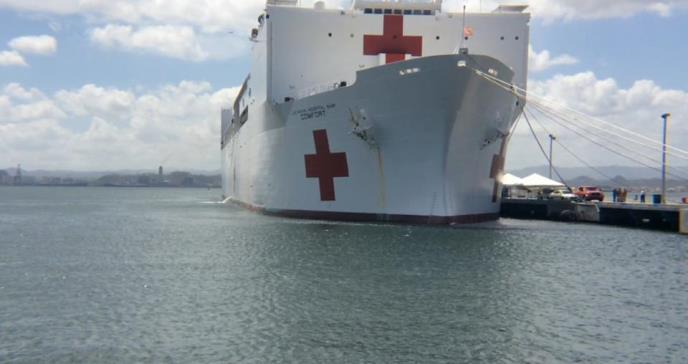 Barco hospital USNS Comfort atracará en el sur y oeste de Puerto Rico