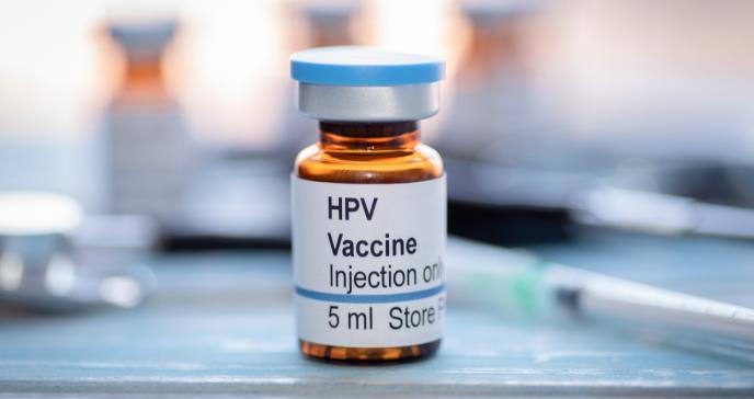 Vacuna contra el VPH protegería del 90% de cánceres asociados