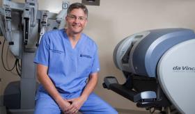 Dr. Marcos Pérez Brayfield, único urólogo pediátrico que realiza cirugía robótica en Puerto Rico