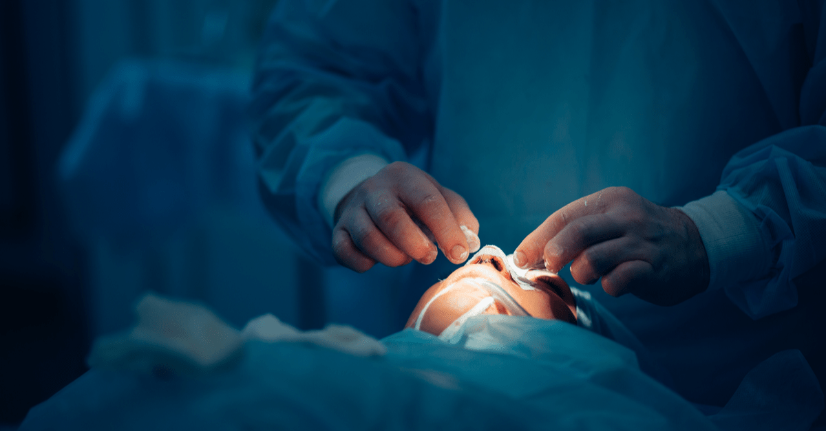 Práctica médica: el cirujano plástico