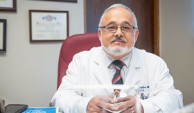 "Nuestra cirugía bariátrica es segura, las complicaciones son mínimas", destaca Dr. Bolaños