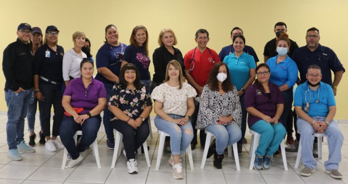 El Dr. Víctor Ramos, voluntarios y MSP, acompañan brigadas de atención en Las Piedras y Guánica