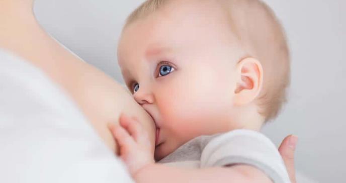 La leche materna reduce al 50% enfermedad digestiva en los prematuros