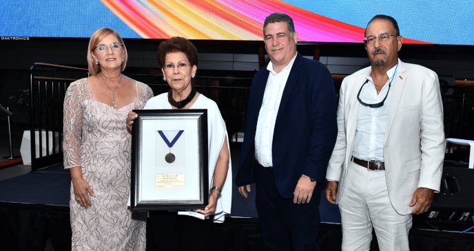 Héroes de la pandemia del COVID-19 recibieron reconocimiento en la quinta edición de los VOCES Awards