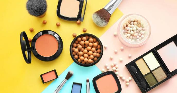 Los cosméticos que usas a diario pueden tener químicos tóxicos