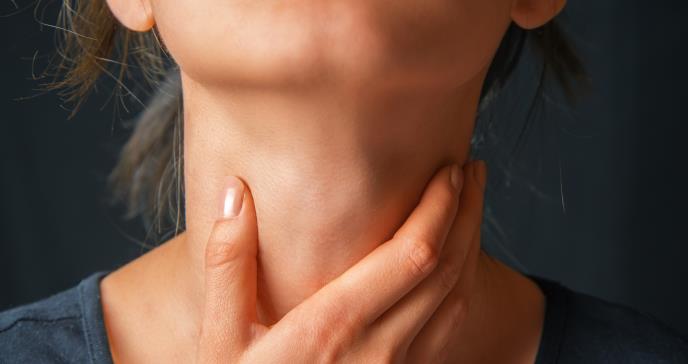 El dolor en la garganta que oculta un tumor: síntomas tempranos del cáncer de faringe