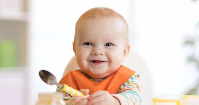 Cambios de hábitos en la alimentación del bebé a partir de los 9 meses