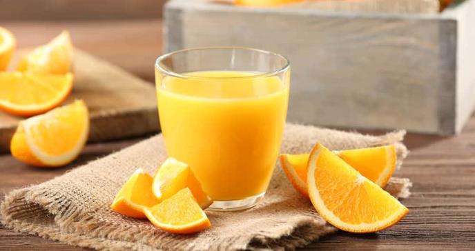 Beber jugo de naranja diariamente podría incrementar posibilidades de morir prematuramente en un 24 %