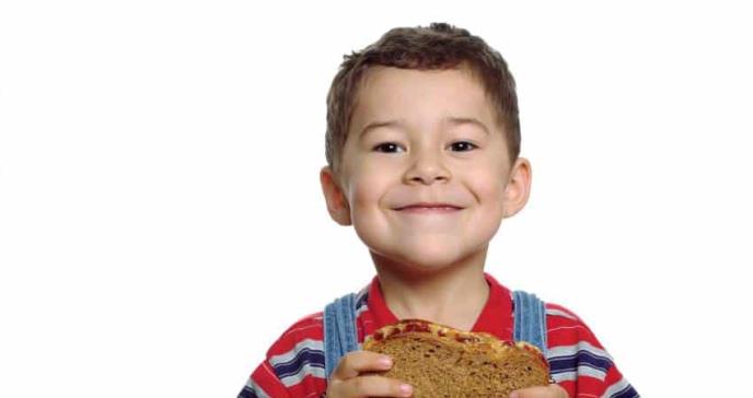 Descubre los beneficios de los alimentos integrales para los niños