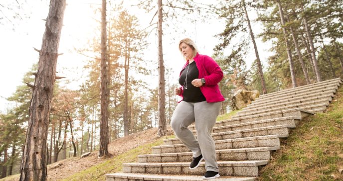 ¿Subir escaleras reduce el riesgo de enfermedades cardiovasculares y muerte prematura?